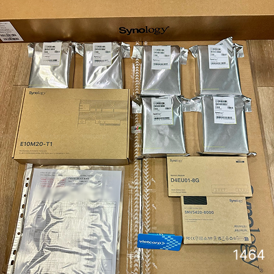 RS2423RP+_HAT3310-16T_1464 (2).png