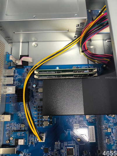 RS2825RP+_4655-3.png