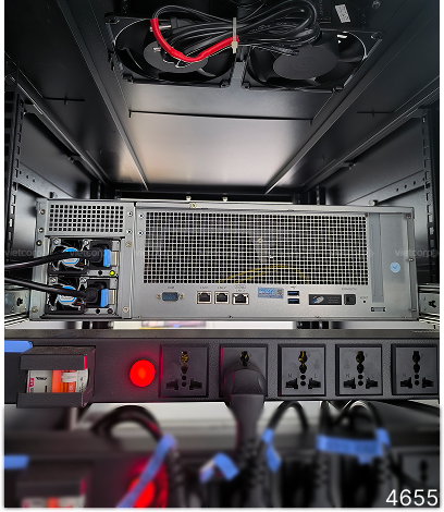 RS2825RP+_4655-6.png