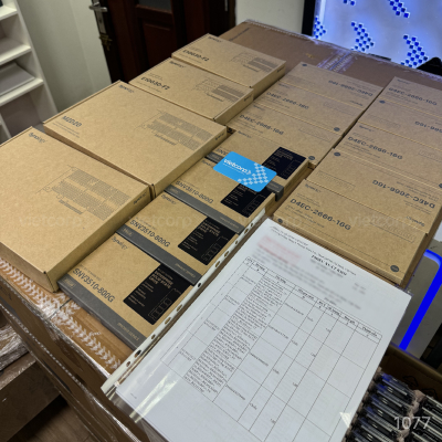 Synology_RS3621xs+_RX1217RP_1077 (1).jpg