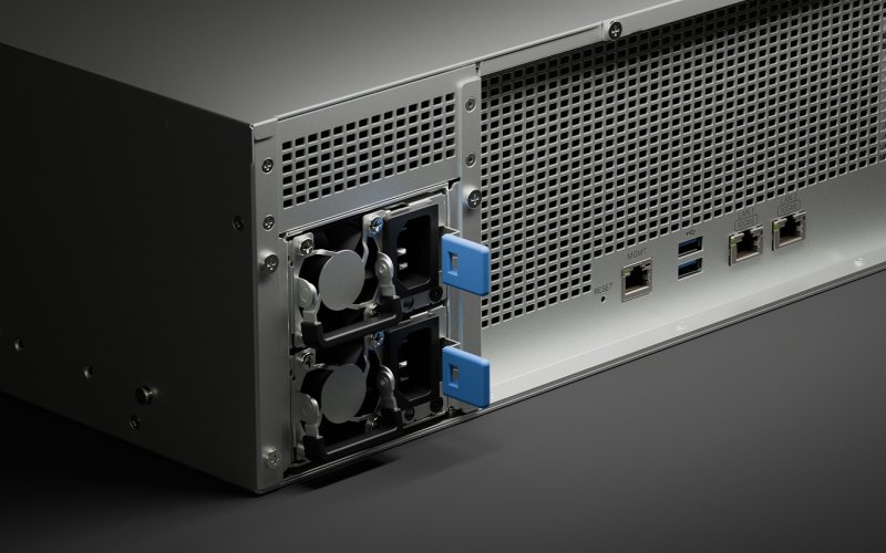 Synology_RS6426xs+_ra_mat.jpg
