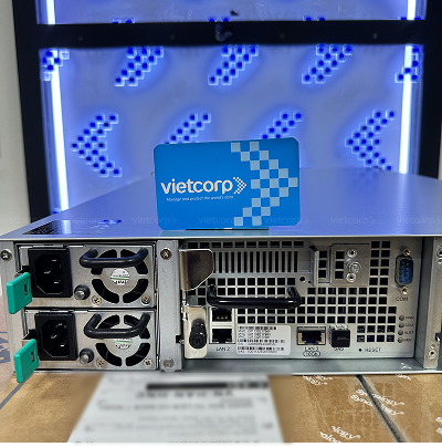 Tren_tay_NAS_Synology_UC3200-13.png
