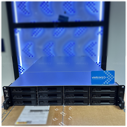 Tren_tay_NAS_Synology_UC3200-7.png