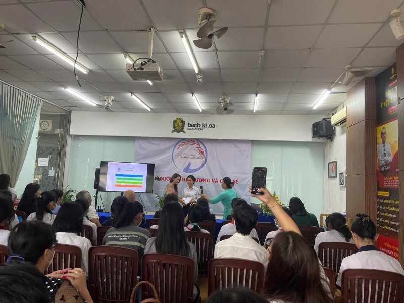 vietcorp_dong_hanh_cung_quy_hoc_bong_canum_2022 (2).jpg