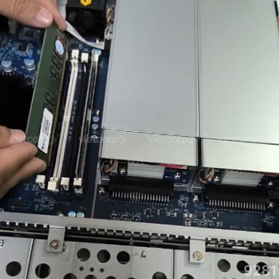 Vietcorp_poc_synology_RS1619xs+_9281 (3).jpg