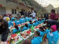 Vietcorp_tai_tro_may_tinh_vcloudpoint_cho_hoc_sinh_truong_PTDTBT_tieu_hoc_du_tien (6).jpg