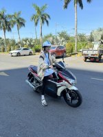 vietcorp_trao_tang_xe_may_cho_hoc_sinh_ngheo_vuot_kho_hoc_gioi (3).jpg