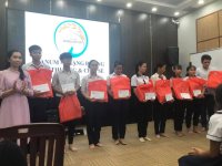 vietcorp-dong-hanh-cung-quy-hoc-bong-chap-canh-nhung-uoc-mo-canum-2019 (1).jpg